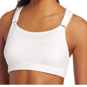 NWT! New Balance Shockingly Unshocking Sports Bra
